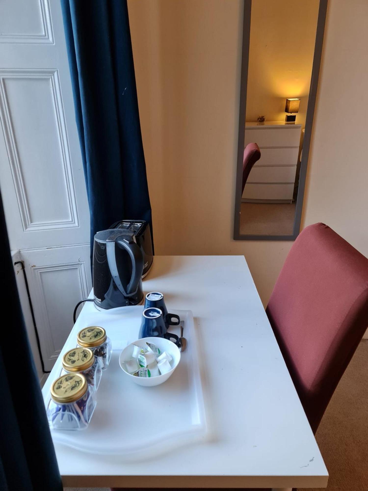 Haymarket Station Rooms Edinburgh Bagian luar foto